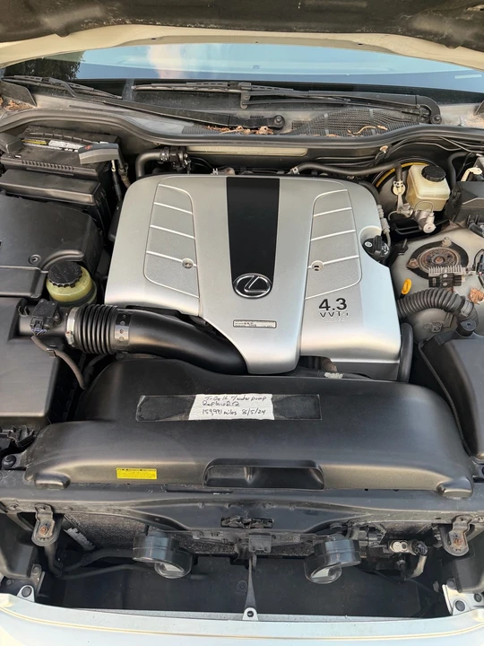 2001 Lexus LS 3rd Gen - Image 17 of 20