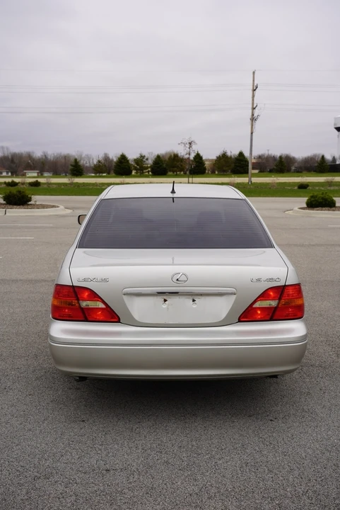 2001 Lexus LS 3rd Gen - Image 5 of 20