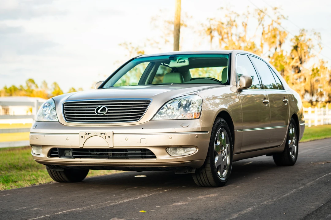 2001 Lexus LS 2nd Gen - Image 8 of 31