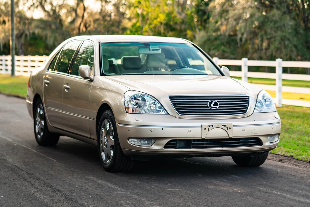 2001 Lexus LS 2nd Gen - Image 27 of 31