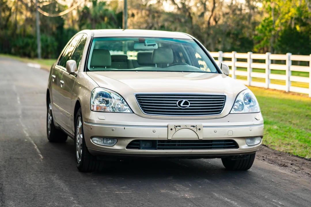 2001 Lexus LS 2nd Gen - Image 29 of 31