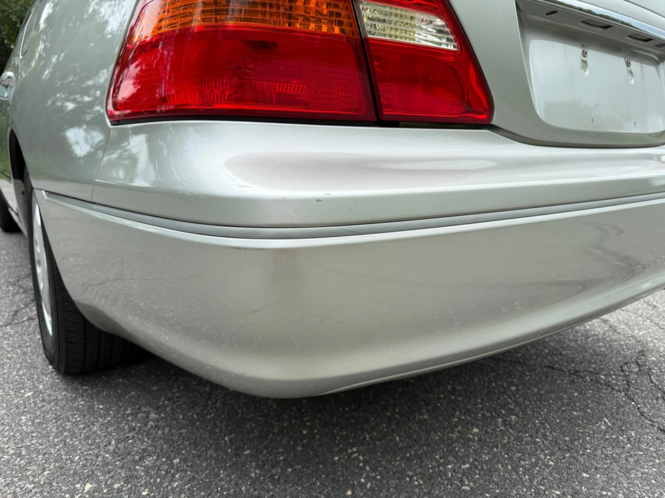 2001 Lexus LS 3rd Gen - Image 30 of 31