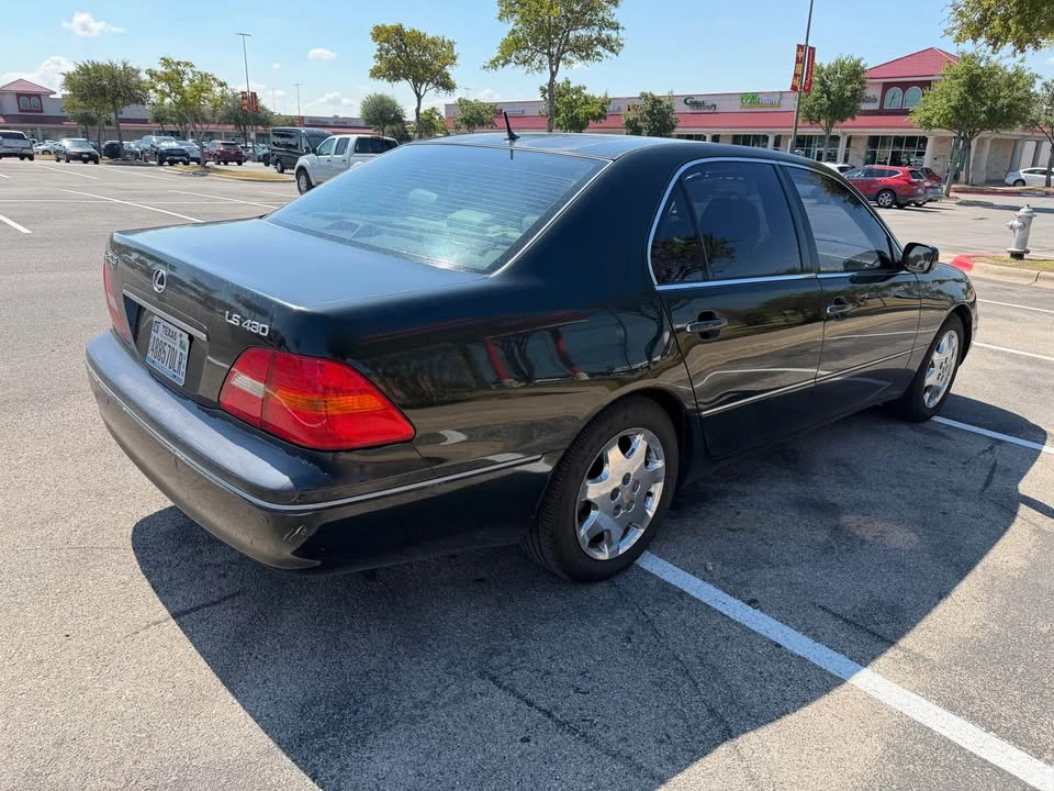 2001 Lexus LS 3rd Gen - Image 4 of 14