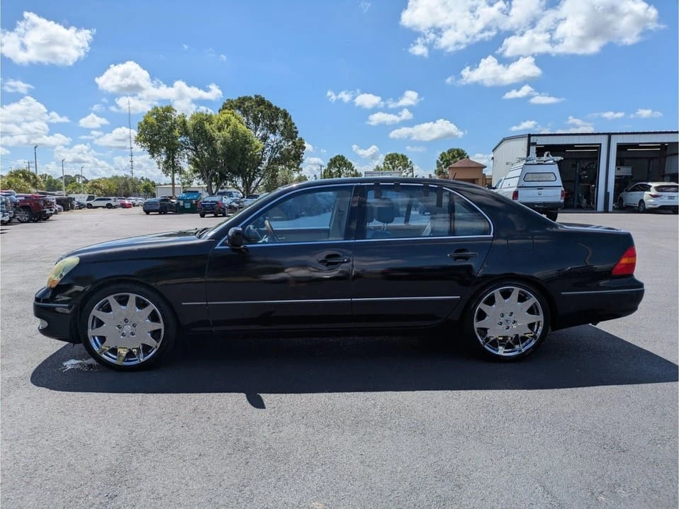 2001 Lexus LS 3rd Gen - Image 6 of 20