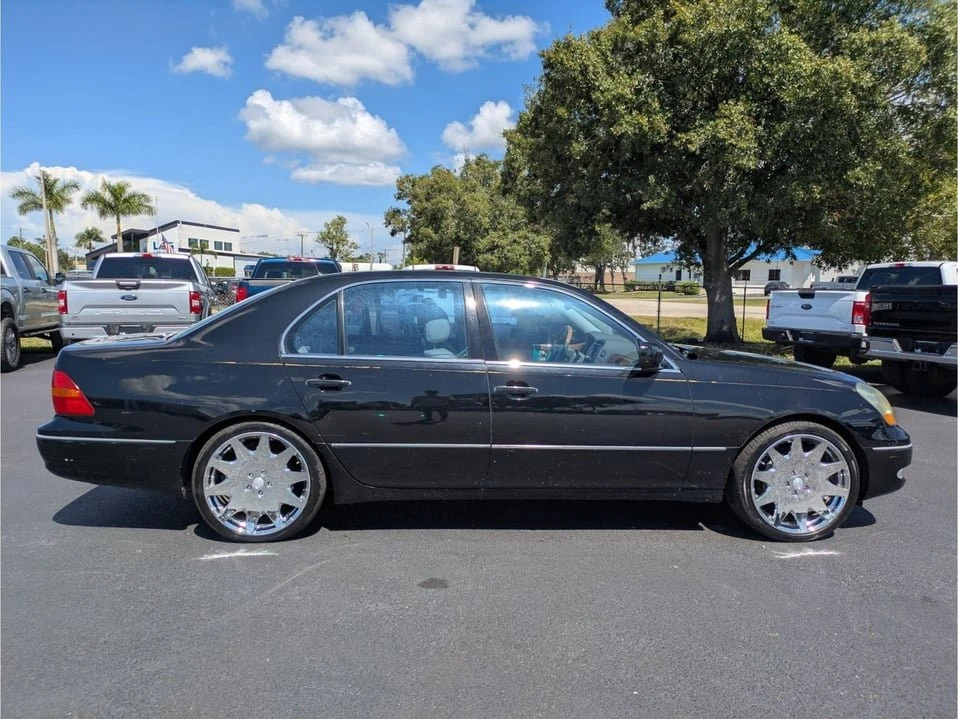 2001 Lexus LS 3rd Gen - Image 2 of 20