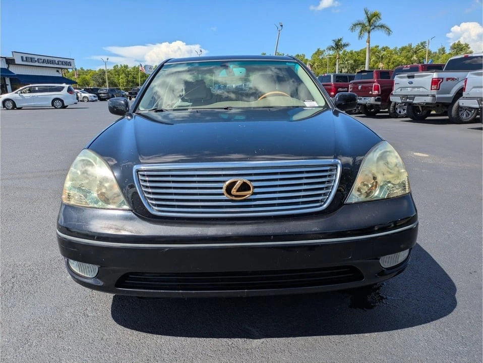 2001 Lexus LS 3rd Gen - Image 8 of 20