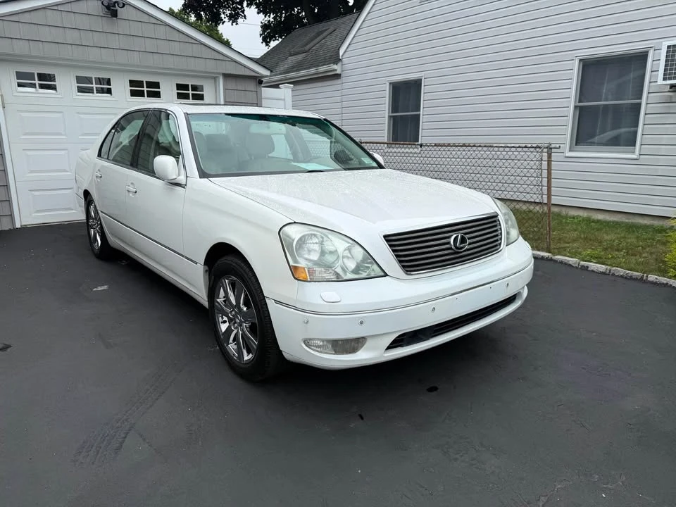 2001 Lexus LS 3rd Gen - Image 6 of 11