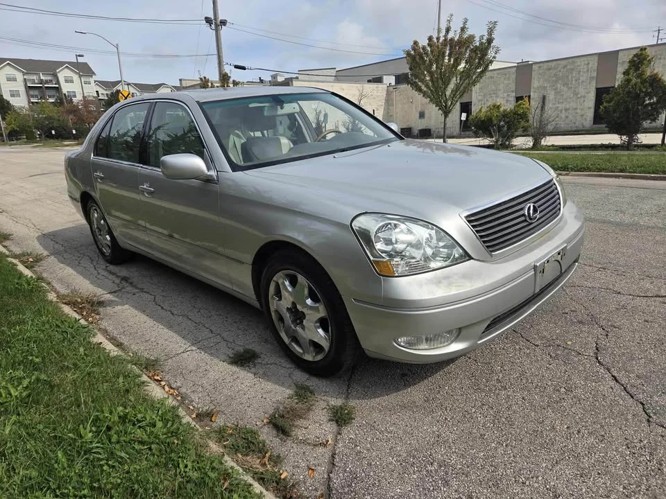 2001 Lexus LS 3rd Gen - Image 4 of 9