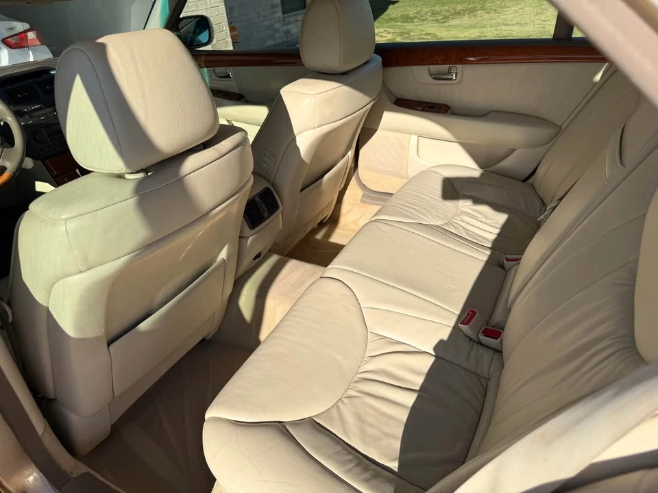 2001 Lexus LS 2nd Gen - Image 12 of 13