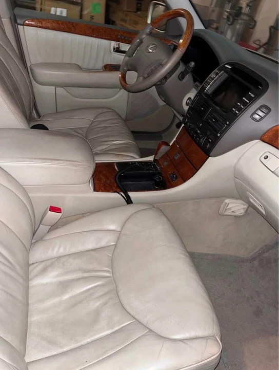 2001 Lexus LS 3rd Gen - Image 6 of 6