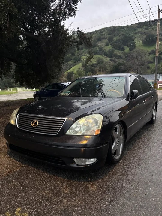 2001 Lexus LS 3rd Gen - Image 5 of 8