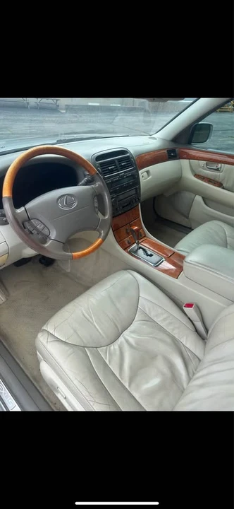 2001 Lexus LS 3rd Gen - Image 8 of 14