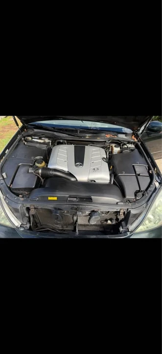 2001 Lexus LS 3rd Gen - Image 7 of 8