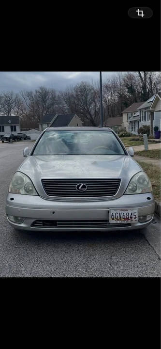 2001 Lexus LS 3rd Gen - Image 9 of 11