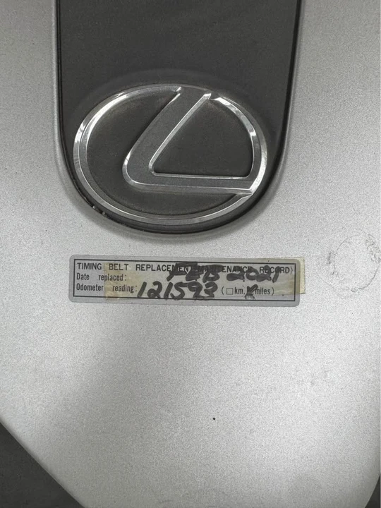 2001 Lexus LS 3rd Gen - Image 10 of 11