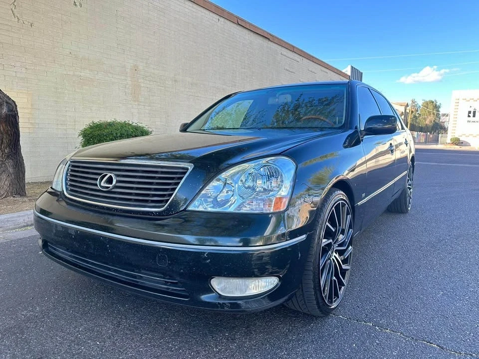2001 Lexus LS 3rd Gen - Image 2 of 12