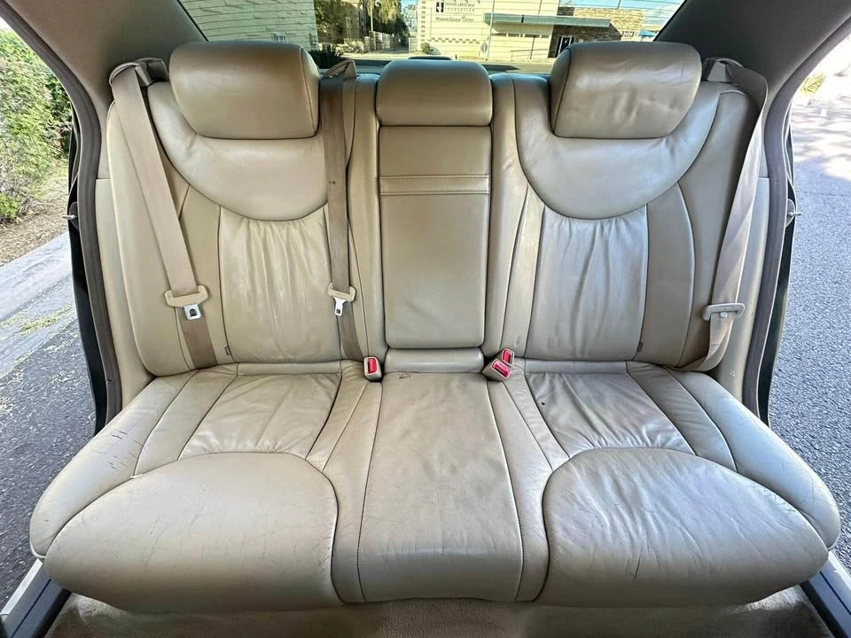 2001 Lexus LS 3rd Gen - Image 12 of 12