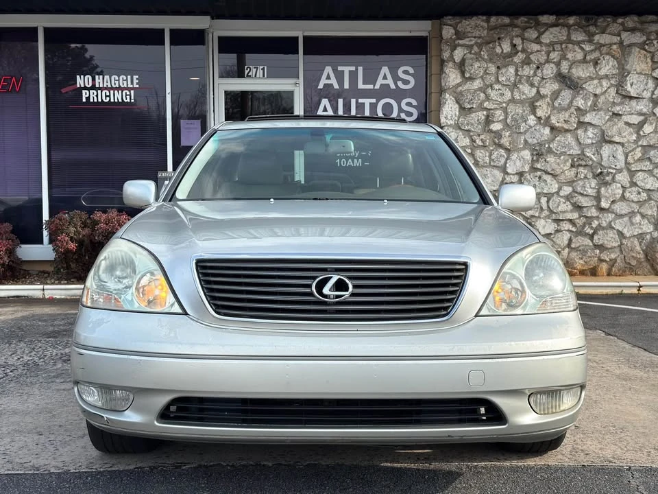2001 Lexus LS 3rd Gen - Image 2 of 20
