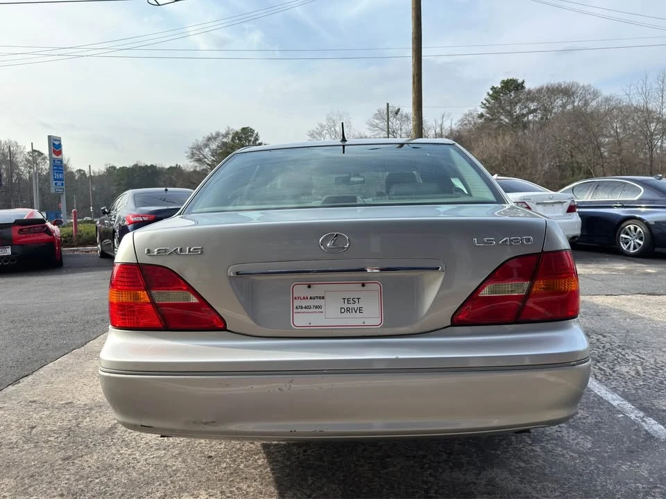 2001 Lexus LS 3rd Gen - Image 5 of 20