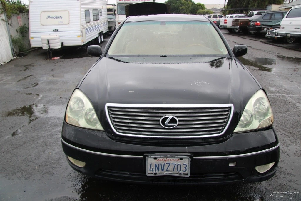 2001 Lexus LS 2nd Gen - Image 9 of 21