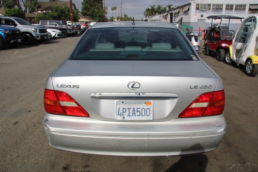 2001 Lexus LS 3rd Gen - Image 6 of 21