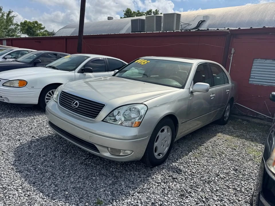 2001 Lexus LS 3rd Gen - Image 20 of 20
