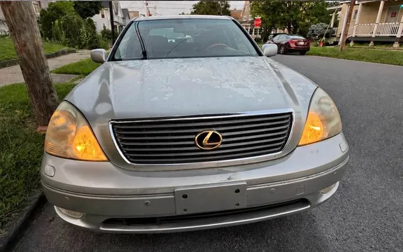 2001 Lexus LS 430 Sedan 4D