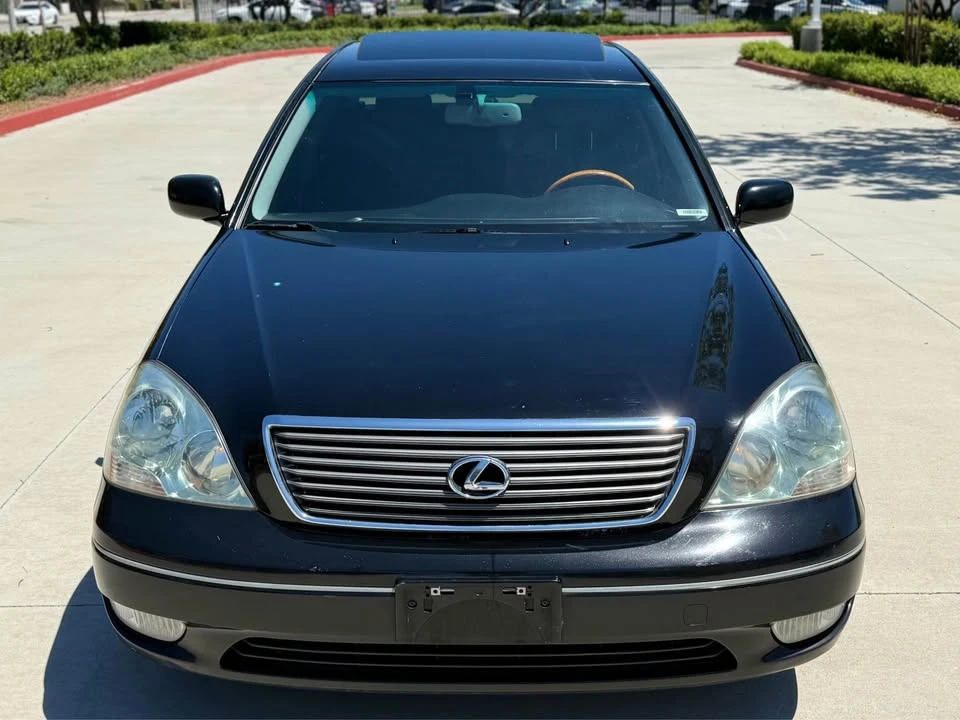 2001 Lexus LS 3rd Gen - Image 8 of 17