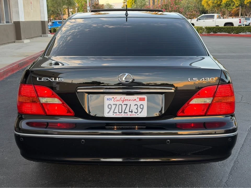 2001 Lexus LS 3rd Gen - Image 6 of 20