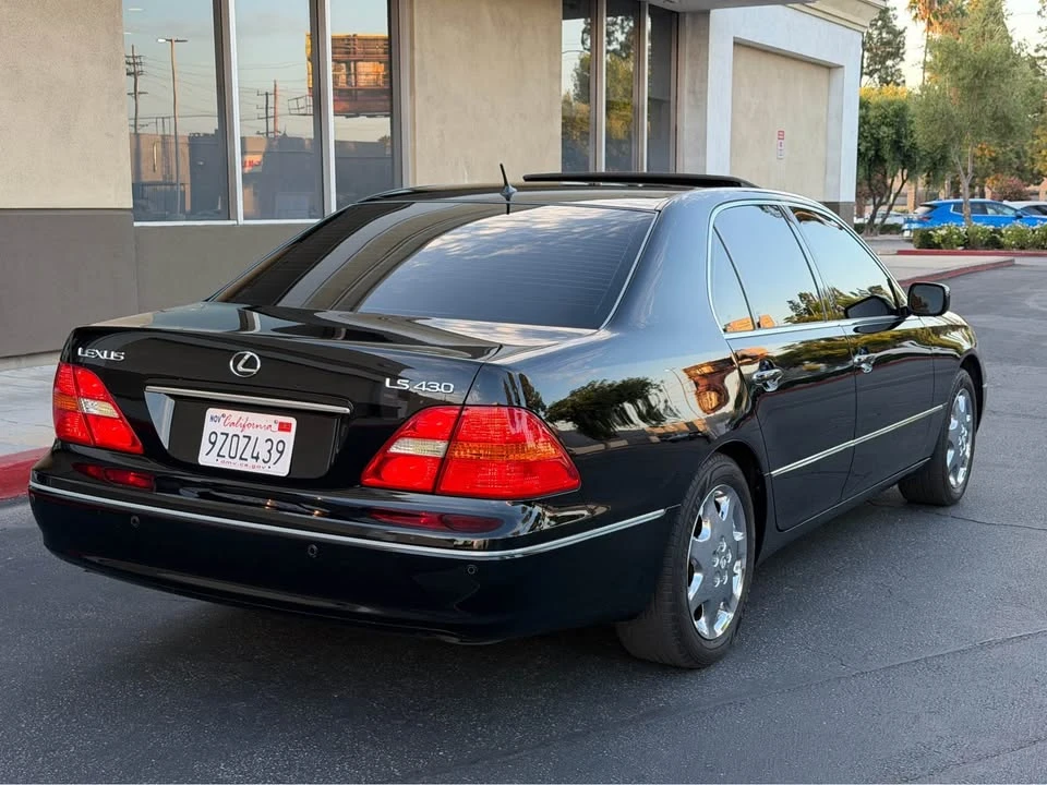 2001 Lexus LS 3rd Gen - Image 5 of 20