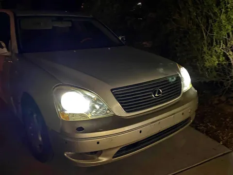 2001 Lexus LS 430 Sedan 4D