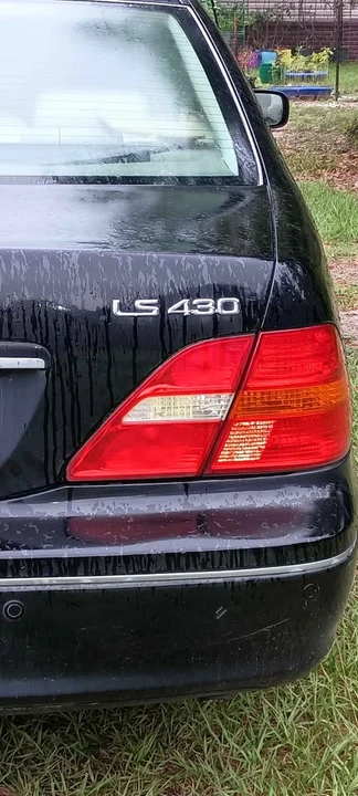 2001 Lexus LS 3rd Gen - Image 6 of 20