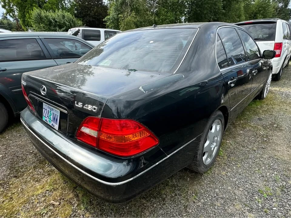 2001 Lexus LS 3rd Gen - Image 3 of 9