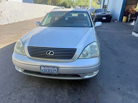 2001 Lexus LS 430 Sedan 4D