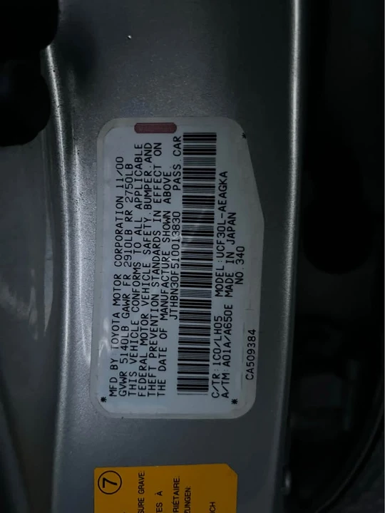 2001 Lexus LS 3rd Gen - Image 5 of 11