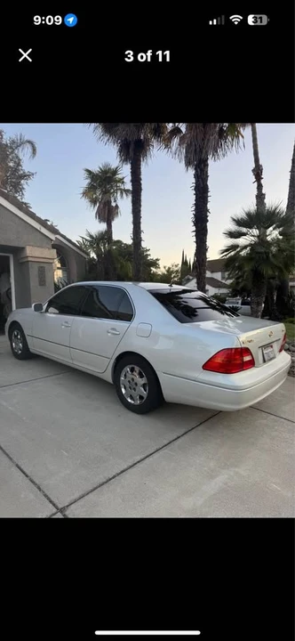 2001 Lexus LS 3rd Gen - Image 2 of 10