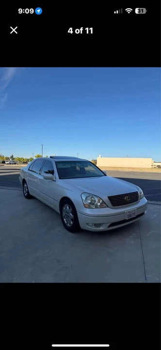 2001 Lexus LS 3rd Gen - Image 3 of 10