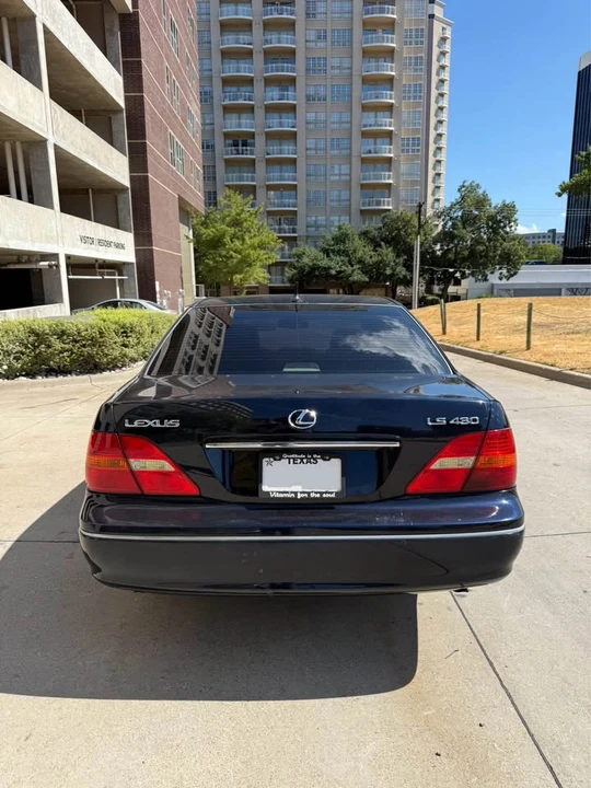 2001 Lexus LS 3rd Gen - Image 6 of 20