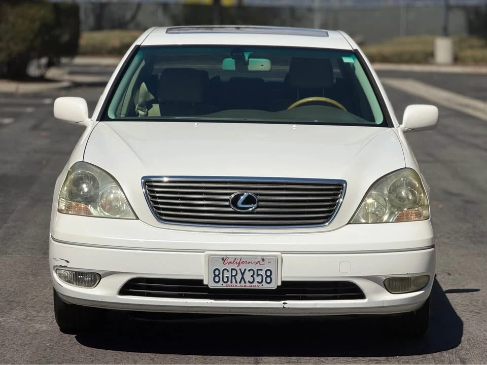 2001 Lexus LS 3rd Gen - Image 6 of 16