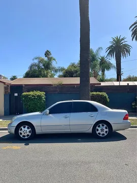 2001 Lexus LS 430 Sedan 4D