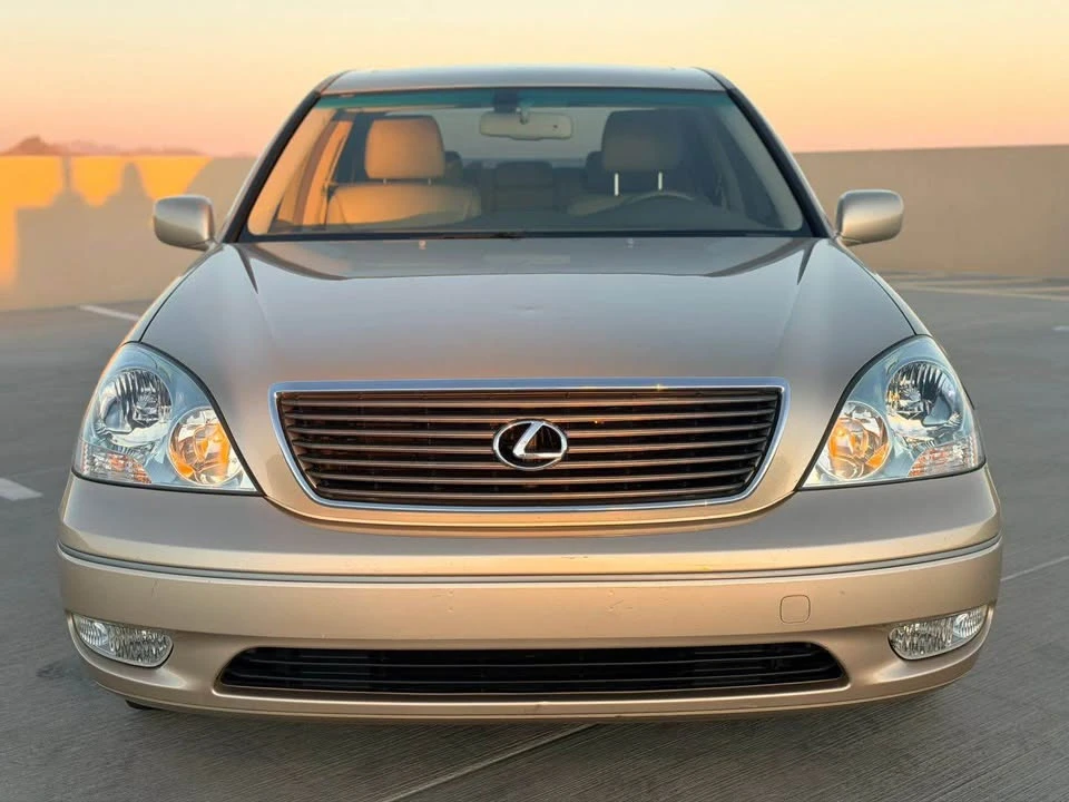 2001 Lexus LS 3rd Gen - Image 4 of 17