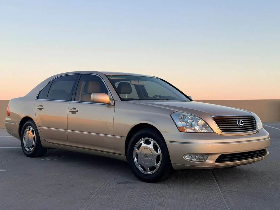 2001 Lexus LS 3rd Gen - Image 6 of 17