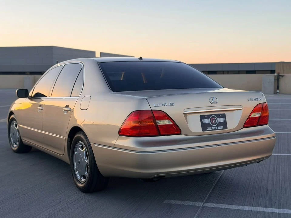 2001 Lexus LS 3rd Gen - Image 3 of 17