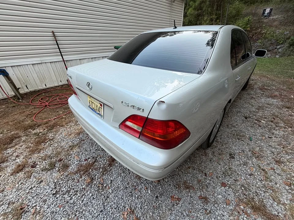 2001 Lexus LS 3rd Gen - Image 6 of 6