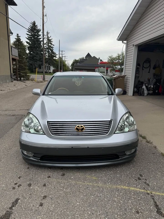 2001 Lexus LS 3rd Gen - Image 3 of 19
