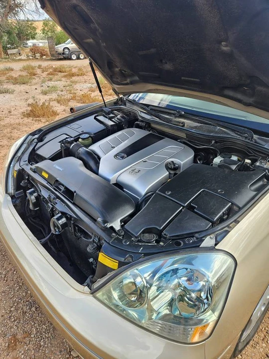 2001 Lexus LS 3rd Gen - Image 6 of 15