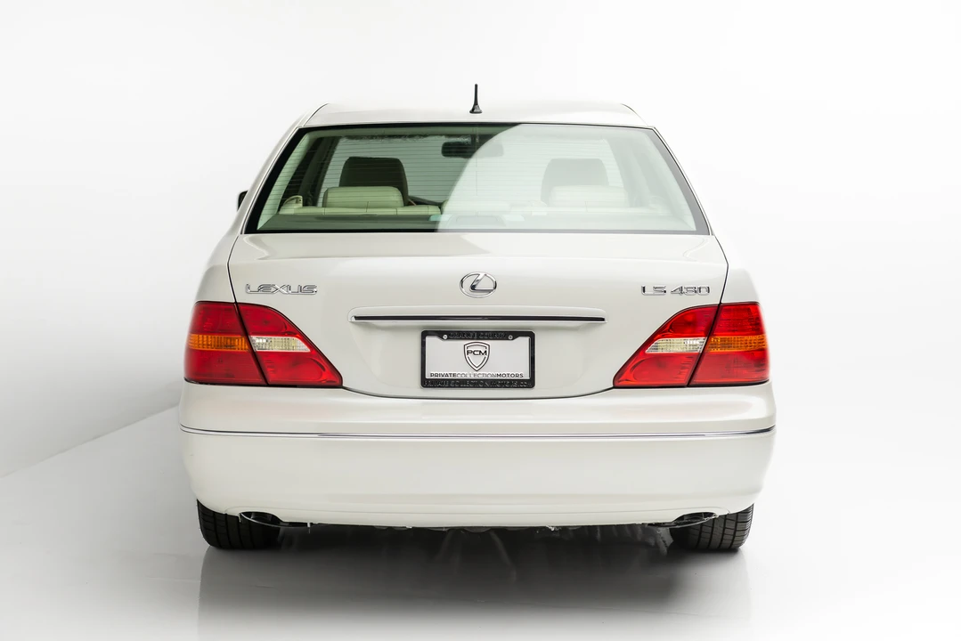 2001 Lexus LS 3rd Gen - Image 7 of 31