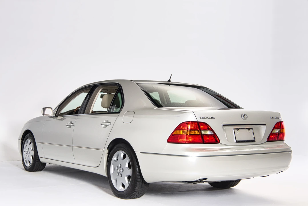 2001 Lexus LS 2nd Gen - Image 7 of 31