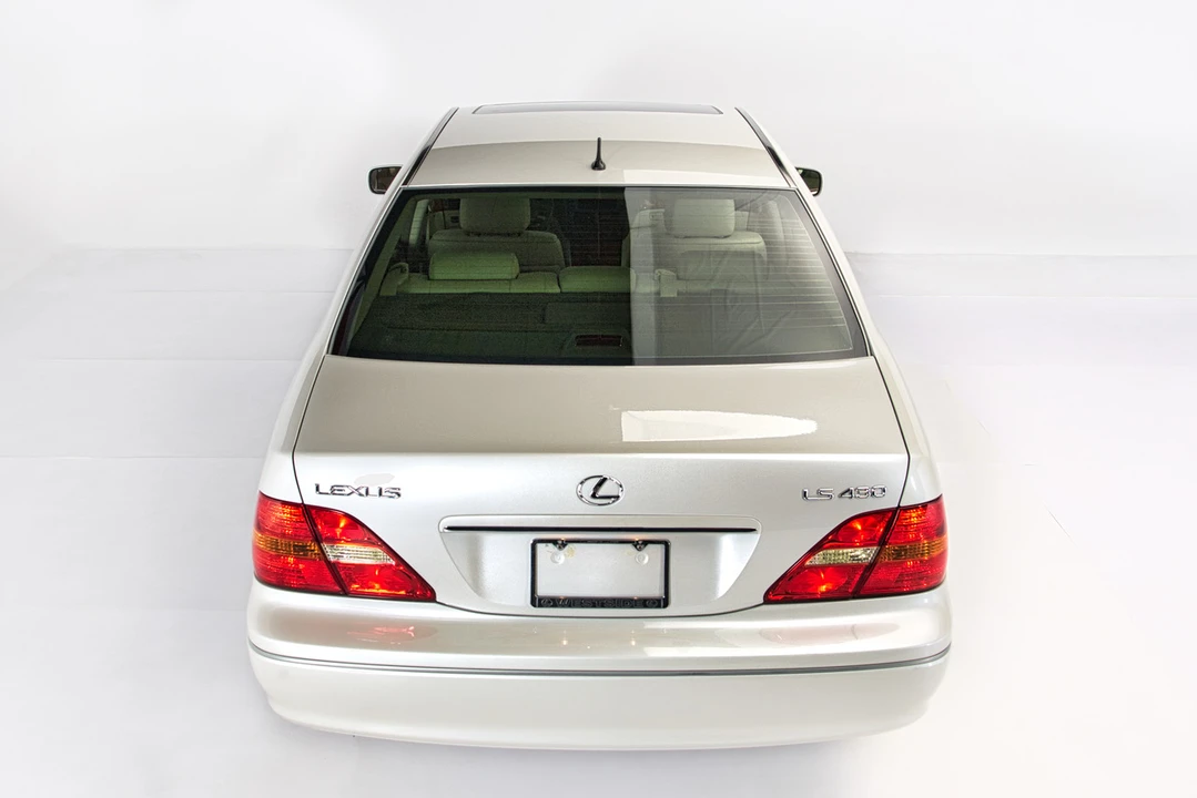 2001 Lexus LS 2nd Gen - Image 8 of 31