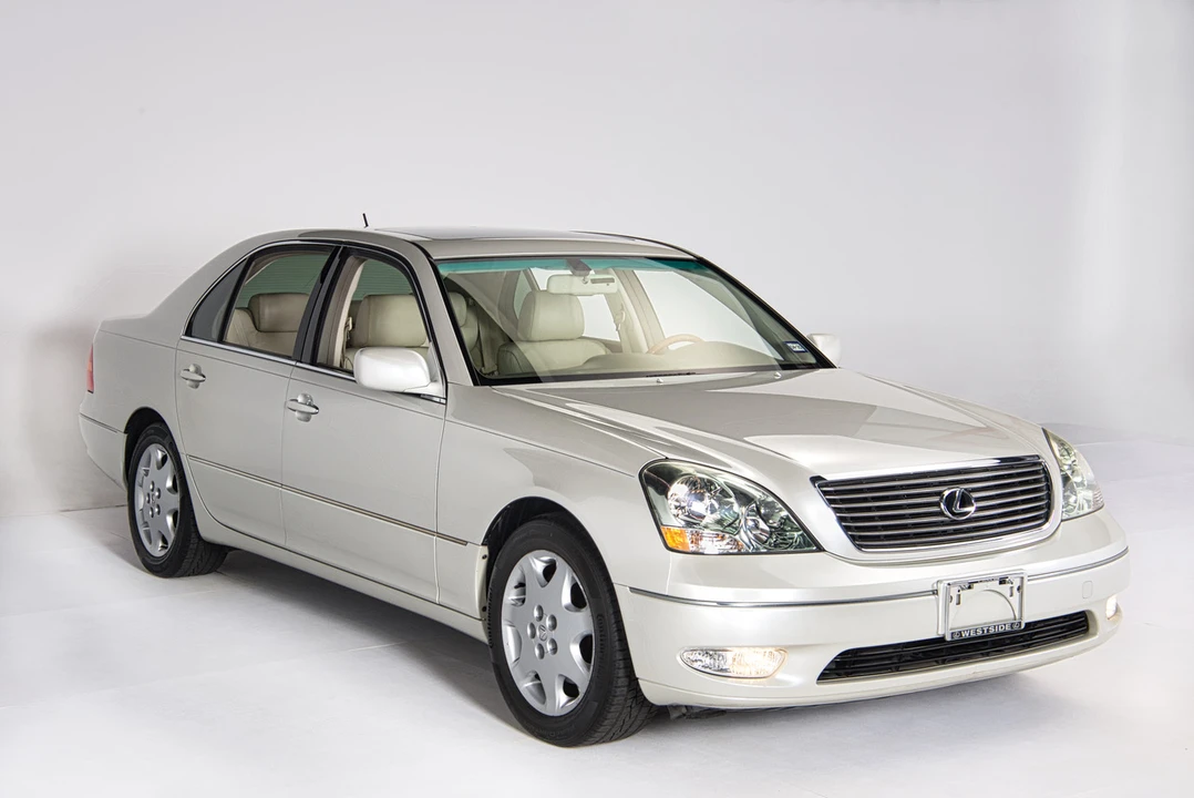 2001 Lexus LS 2nd Gen - Image 18 of 31